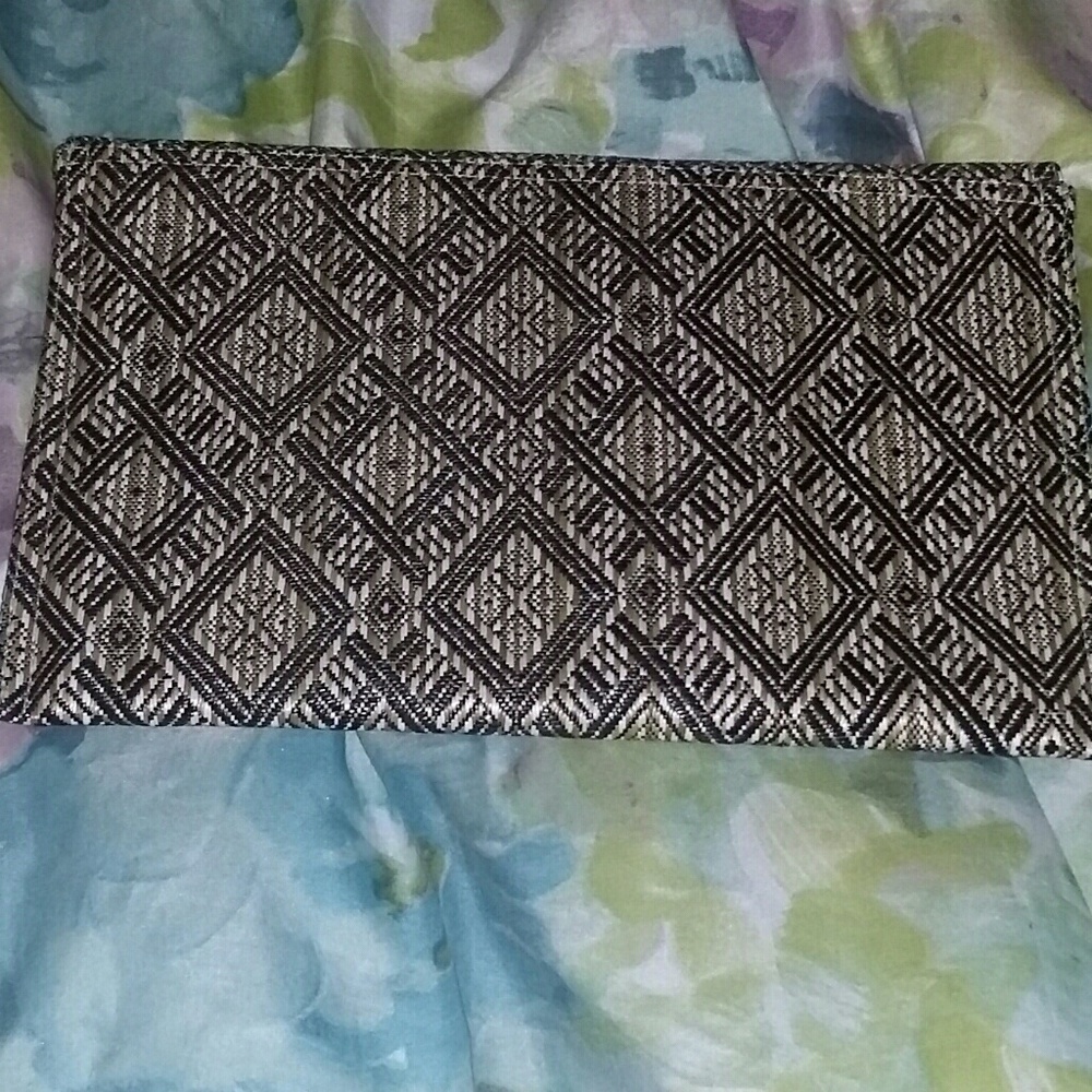 BCBGeneration Large Clutch - Picture 6 of 6